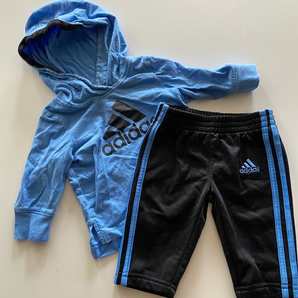 Hooded track suit set